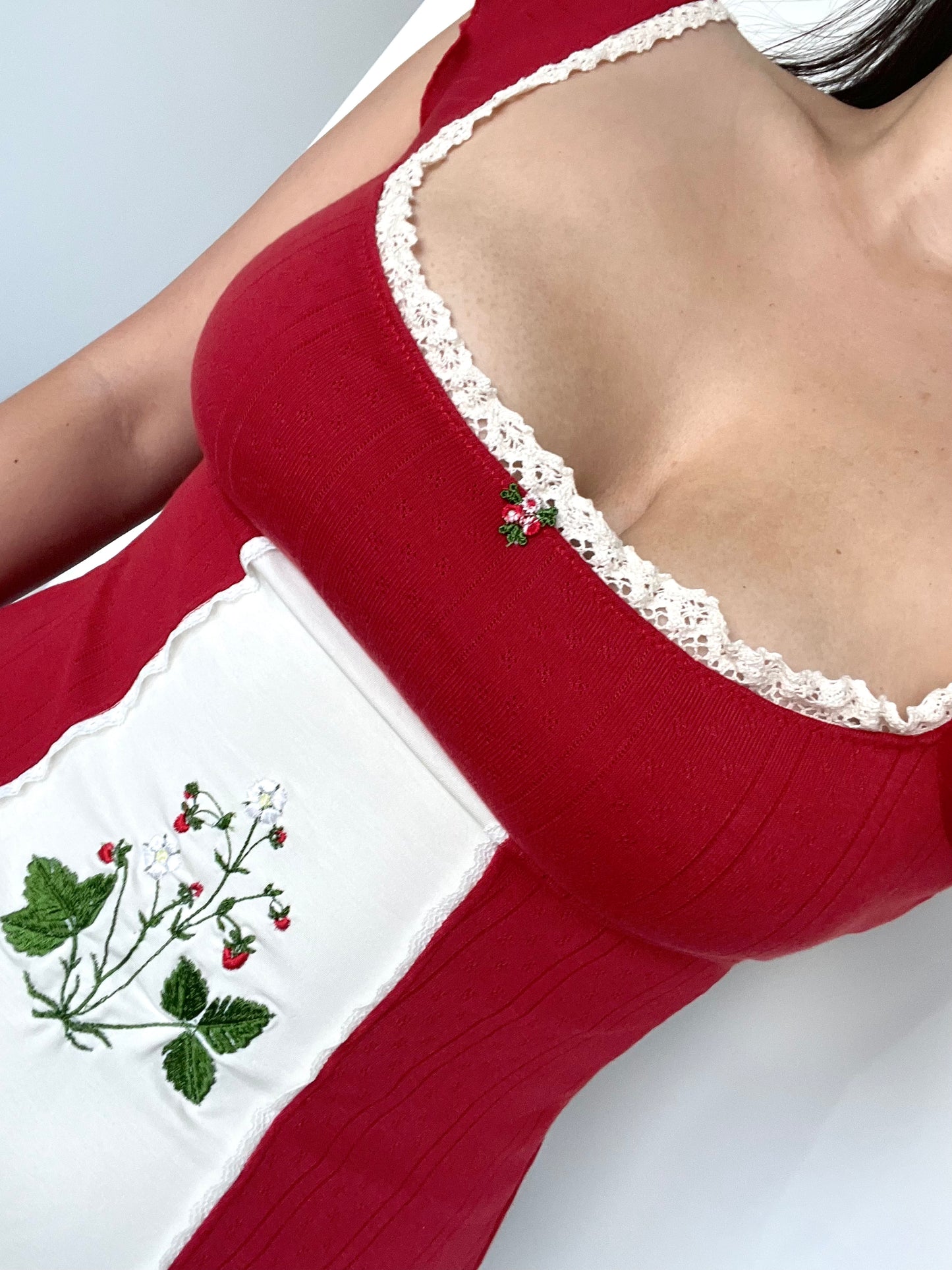 Strawberry Fields Top šš¾